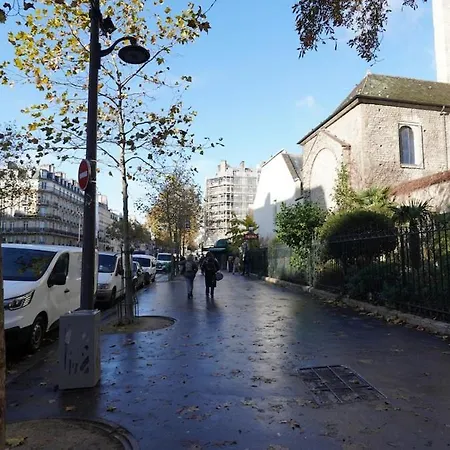 12 Lovely Steps From Boulevard Saint Germain פריז