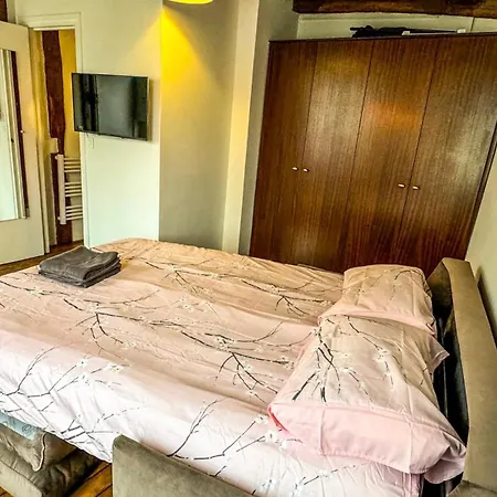 12 Lovely Steps From Boulevard Saint Germain